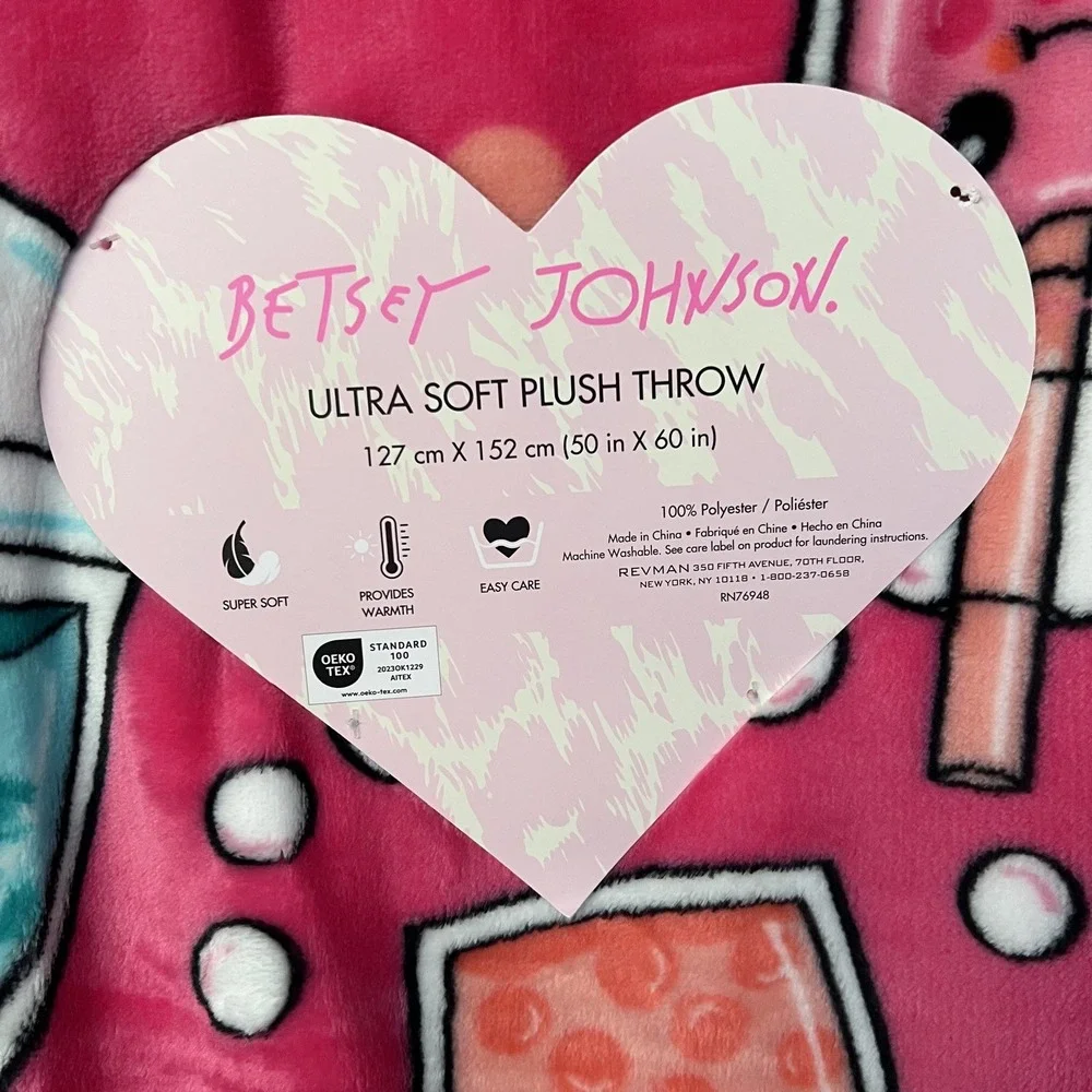 Betsey Johnson Pink Ultra Plush Boba Tea Drink Throw Blanket 50 x 60 NWT